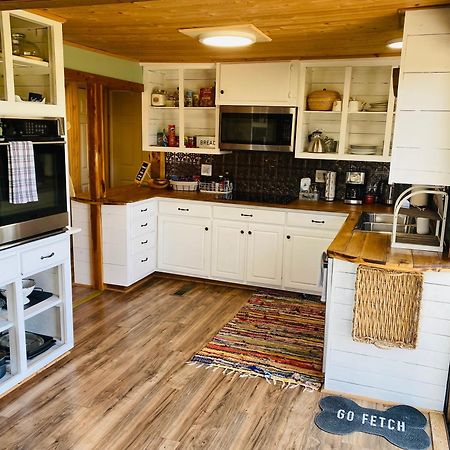 Butterfly Ridge Cabin - At The Top Of The Canyon Jasper Экстерьер фото